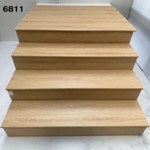 酒店(diàn)家用(yòng)樓梯踏步
